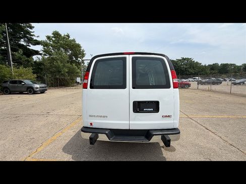 Used 2025 GMC Savana 2500 w/ Driver Convenience Package RWD image 21