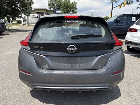 Certified 2025 Nissan Leaf S FWD image 4