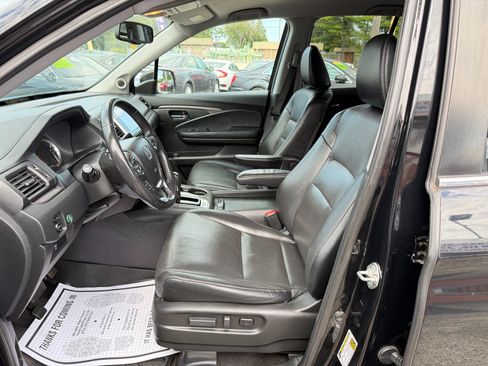 Used 2018 Honda Ridgeline RTL-T image 12