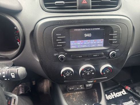 Used 2017 Kia Soul w/ Convenience Package FWD image 17
