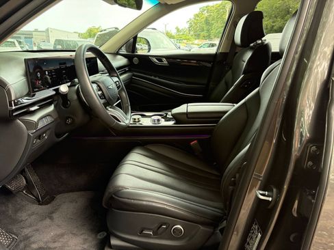 Used 2026 Genesis GV80 2.5T AWD/4WD image 25