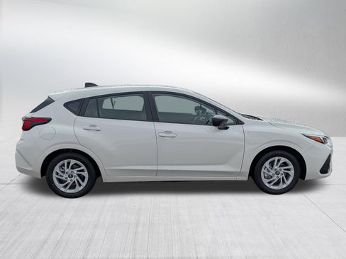 Used 2025 Subaru Impreza 2.0i image 8