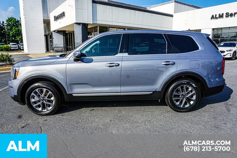 Used 2024 Kia Telluride LX FWD image 6