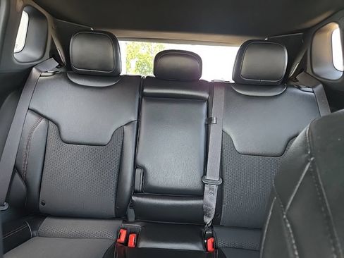 Used 2023 Jeep Compass Trailhawk AWD/4WD image 37