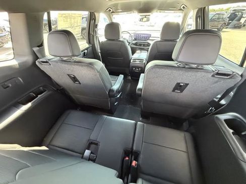 New 2026 Buick Enclave Sport Touring image 29