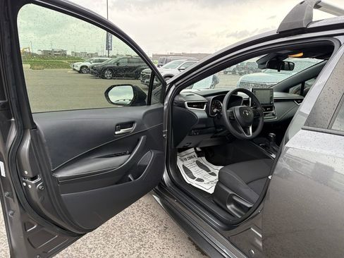 Used 2022 Toyota Corolla SE image 17