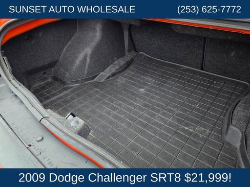 Used 2009 Dodge Challenger SRT8 RWD image 24
