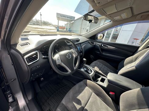 Used 2016 Nissan Rogue S image 12