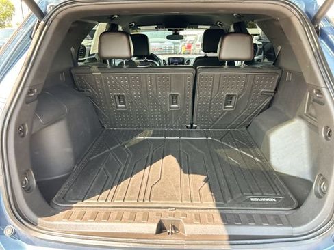 Used 2024 Chevrolet Equinox RS AWD/4WD image 11