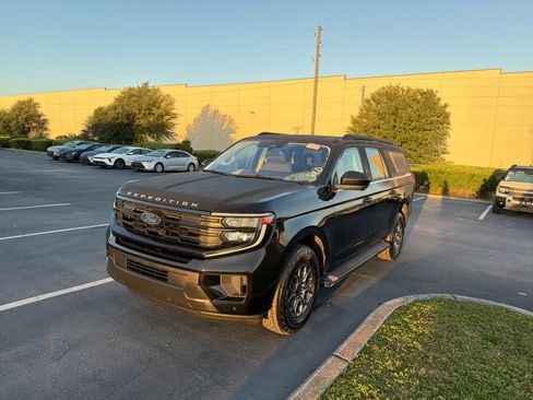 Used 2025 Ford Expedition Max Active image 17