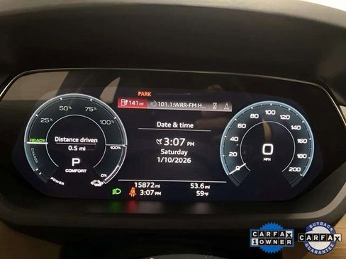 Used 2022 Audi e-tron GT Premium Plus image 10