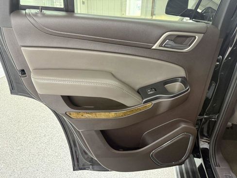 Used 2016 GMC Yukon Denali w/ Open Road Package AWD/4WD image 39