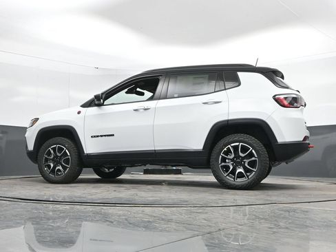 New 2026 Jeep Compass Trailhawk AWD/4WD image 52