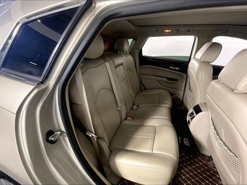 Used 2016 Cadillac SRX Luxury w/ Driver Awareness Package FWD image 38