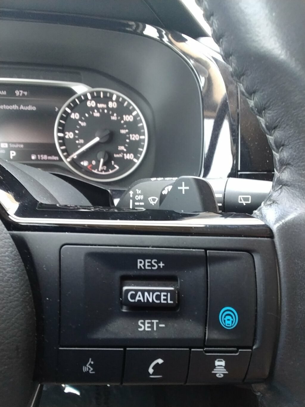 Used 2022 Nissan Pathfinder SV FWD image 18
