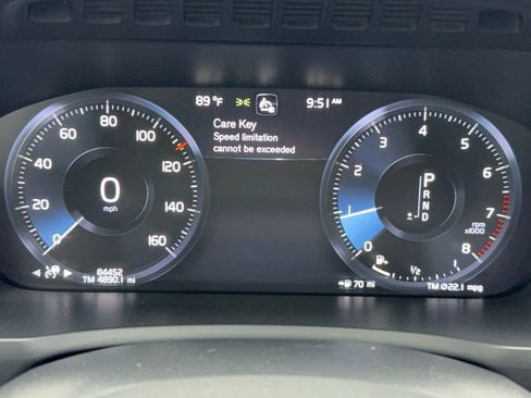Used 2021 Volvo XC90 T6 Momentum w/ Protection Package Premier AWD/4WD image 22