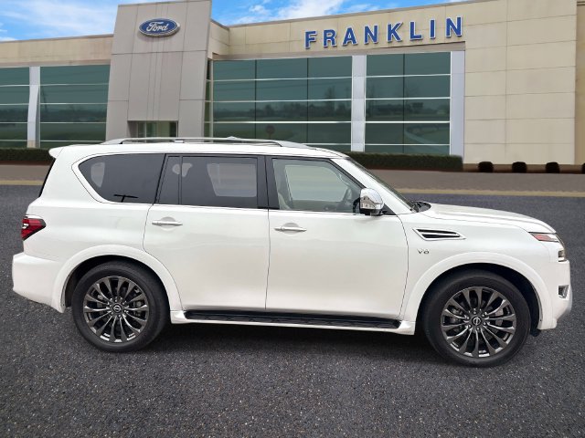 Used 2022 Nissan Armada Platinum w/ Captain's Chairs Package AWD/4WD image 8