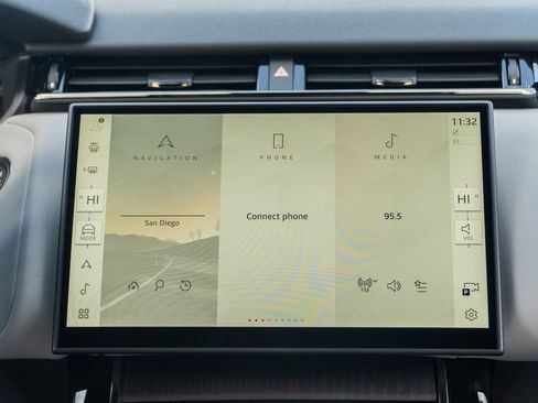 Used 2026 Land Rover Range Rover Velar S AWD/4WD image 17