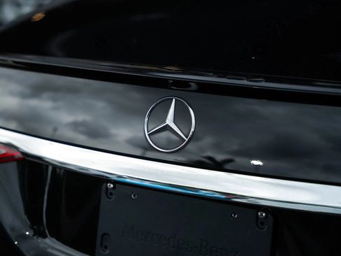 Used 2022 Mercedes-Benz S 580 4MATIC Sedan image 24