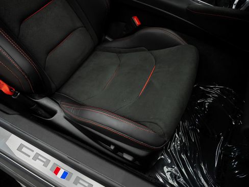 Used 2022 Chevrolet Camaro ZL1 RWD image 38