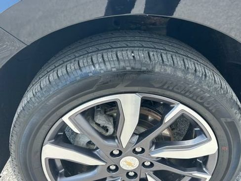 Certified 2024 Chevrolet Equinox Premier AWD/4WD image 10