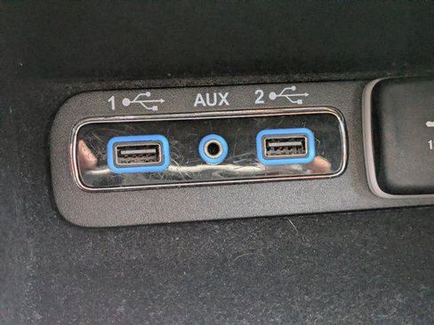 Certified 2018 Jeep Grand Cherokee Laredo image 19