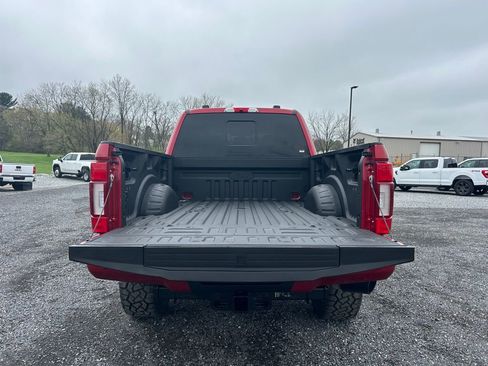 Used 2022 Ford F250 Lariat w/ Black Appearance Package image 20