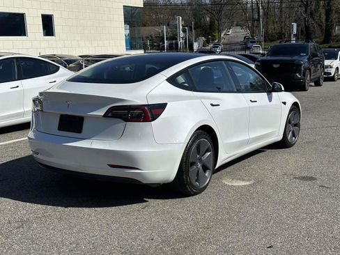 Used 2023 Tesla Model 3 Standard Range RWD image 3