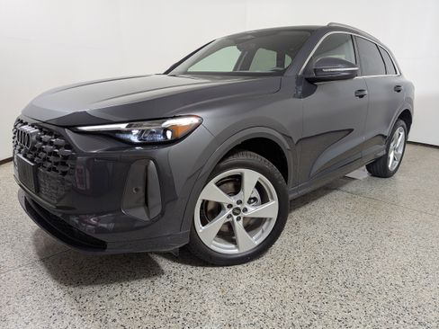 New 2025 Audi Q5 Premium Plus image 18