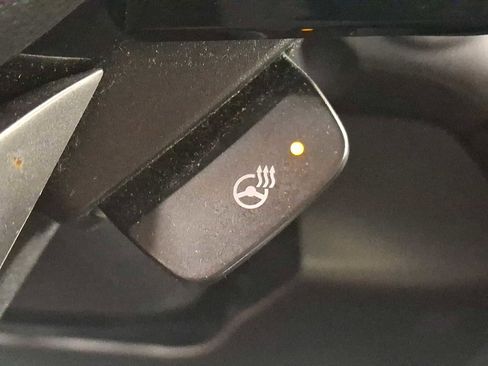 Used 2019 Subaru Outback 2.5i Touring image 16