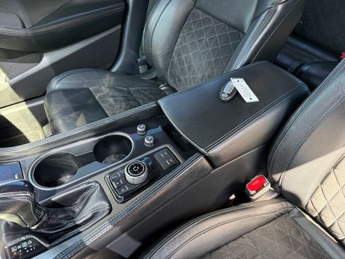 Used 2017 Nissan Maxima SR w/ Midnight Edition image 28