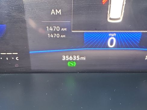 Certified 2022 Volkswagen Tiguan SE image 7