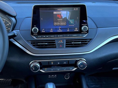 New 2025 Nissan Altima 2.5 SR image 6