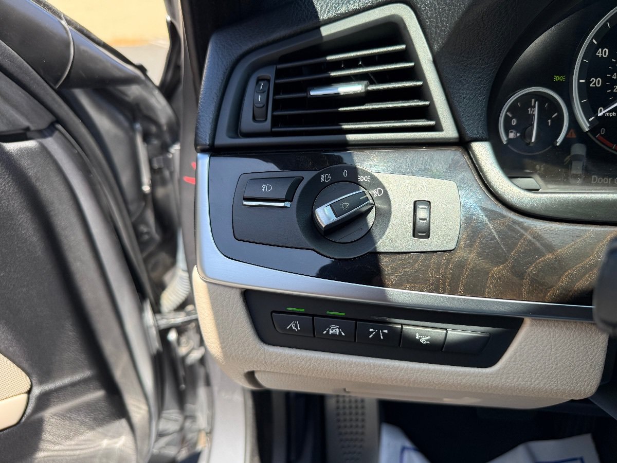 Used 2016 BMW 535i Sedan RWD image 21