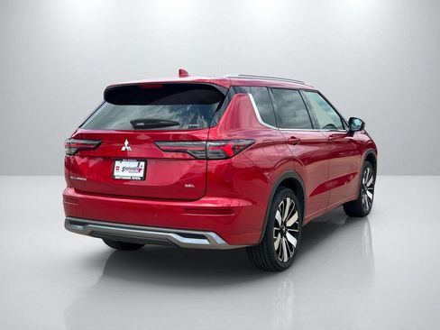 Used 2025 Mitsubishi Outlander SEL AWD/4WD image 5