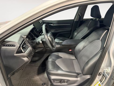 Used 2023 Toyota Camry SE w/ Audio Upgrade Package FWD image 10