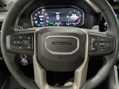 Used 2025 GMC Sierra 1500 Denali w/ Denali Reserve Package image 10