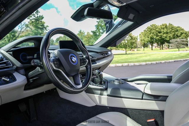 Used 2015 BMW i8 AWD/4WD image 29