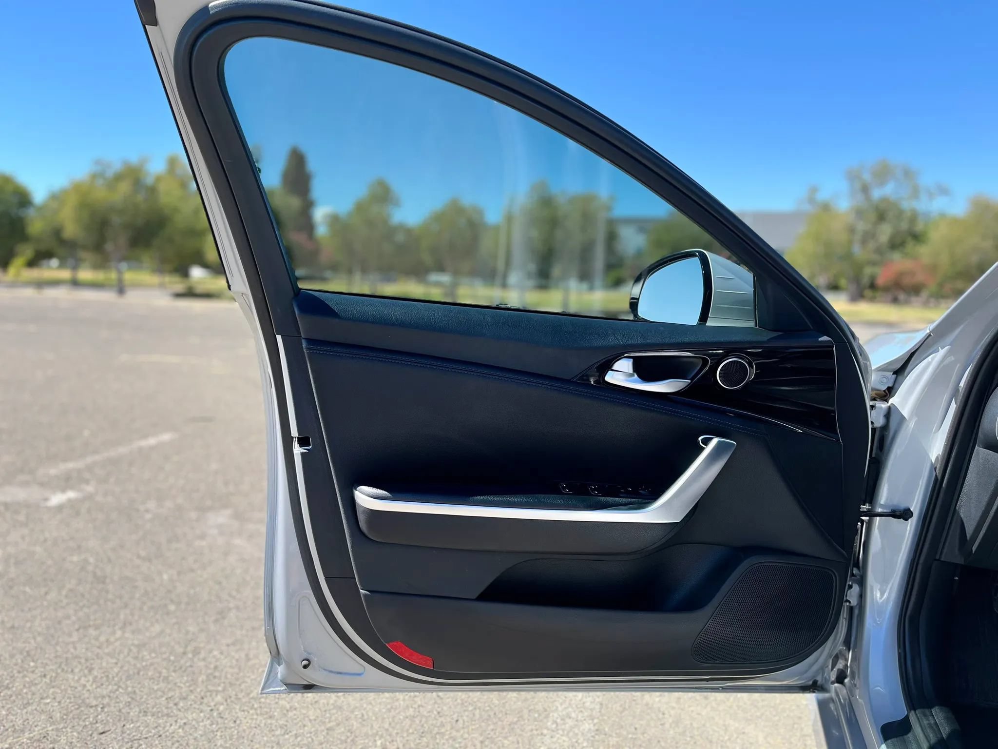 Used 2018 Kia Stinger RWD image 10