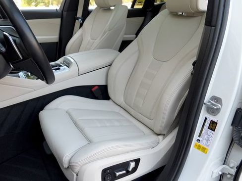 Used 2020 BMW X6 sDrive40i w/ Premium Package RWD image 13