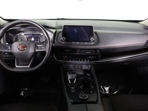 Used 2025 Nissan Rogue SV w/ Rock Creek Premium Package AWD/4WD image 37