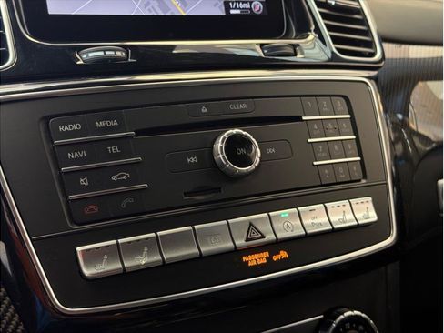 Used 2019 Mercedes-Benz GLE 63 AMG 4MATIC image 12