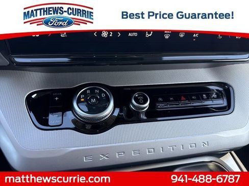 New 2025 Ford Expedition Active image 22