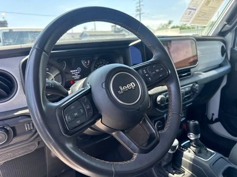 Used 2024 Jeep Wrangler Unlimited Sport AWD/4WD image 10