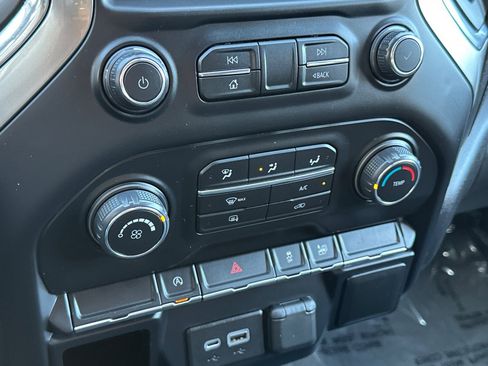 Used 2020 Chevrolet Silverado 1500 LT w/ Trailering Package AWD/4WD image 30