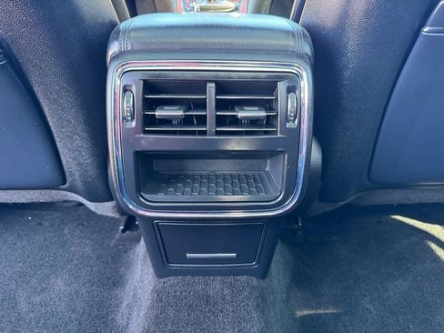 Used 2017 Lincoln Continental Reserve w/ Luxury Package AWD/4WD image 30