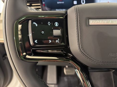 New 2025 Land Rover Range Rover Sport Dynamic SE image 12