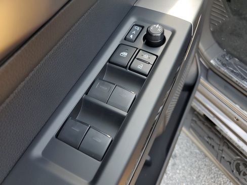 New 2026 Toyota Tundra Limited AWD/4WD image 19