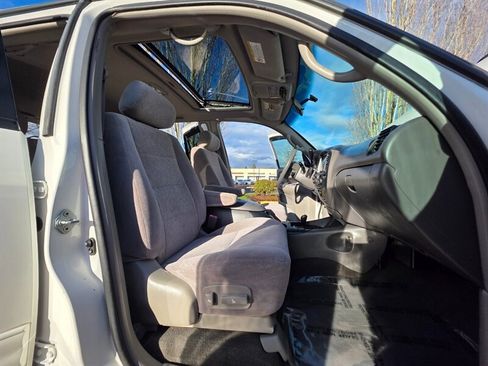 Used 2001 Toyota Sequoia SR5 image 14