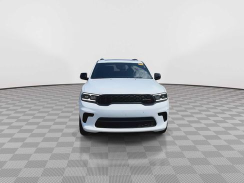 Used 2024 Dodge Durango GT RWD image 3